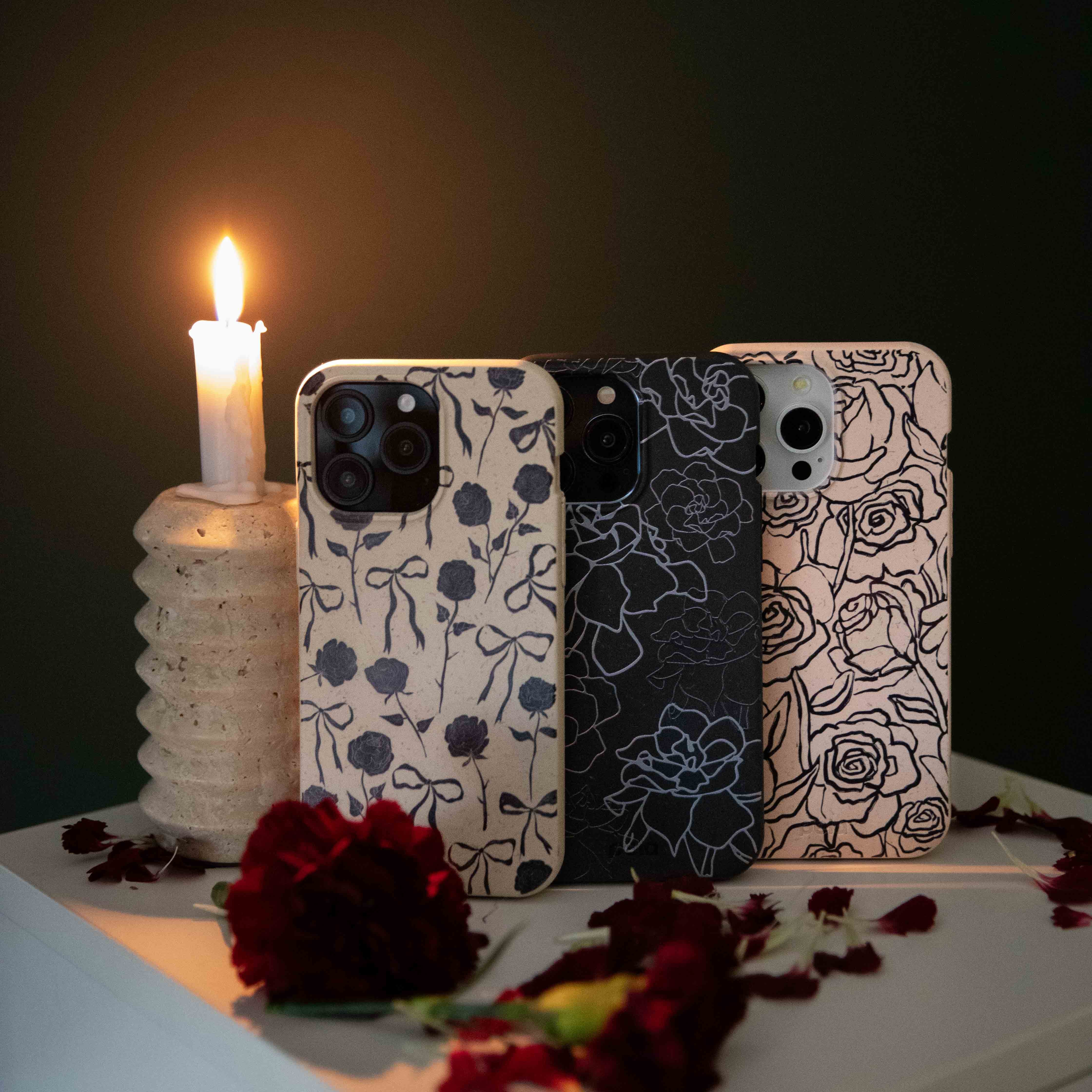 Black Gardenia Lines iPhone 6/6s/7/8/SE Case - Image 5