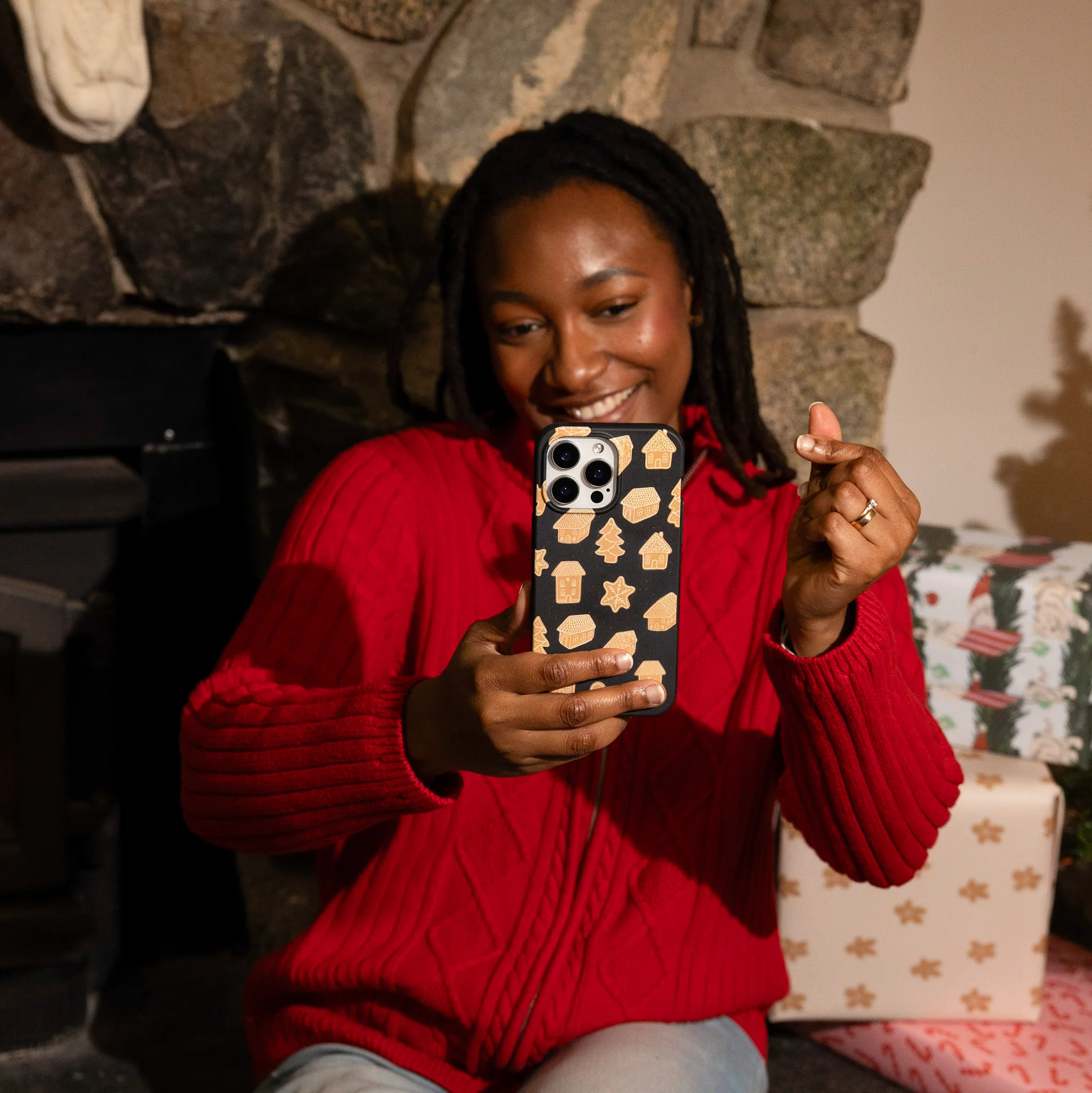 Black Gingerbread Dreams Google Pixel 7 Case - Image 2