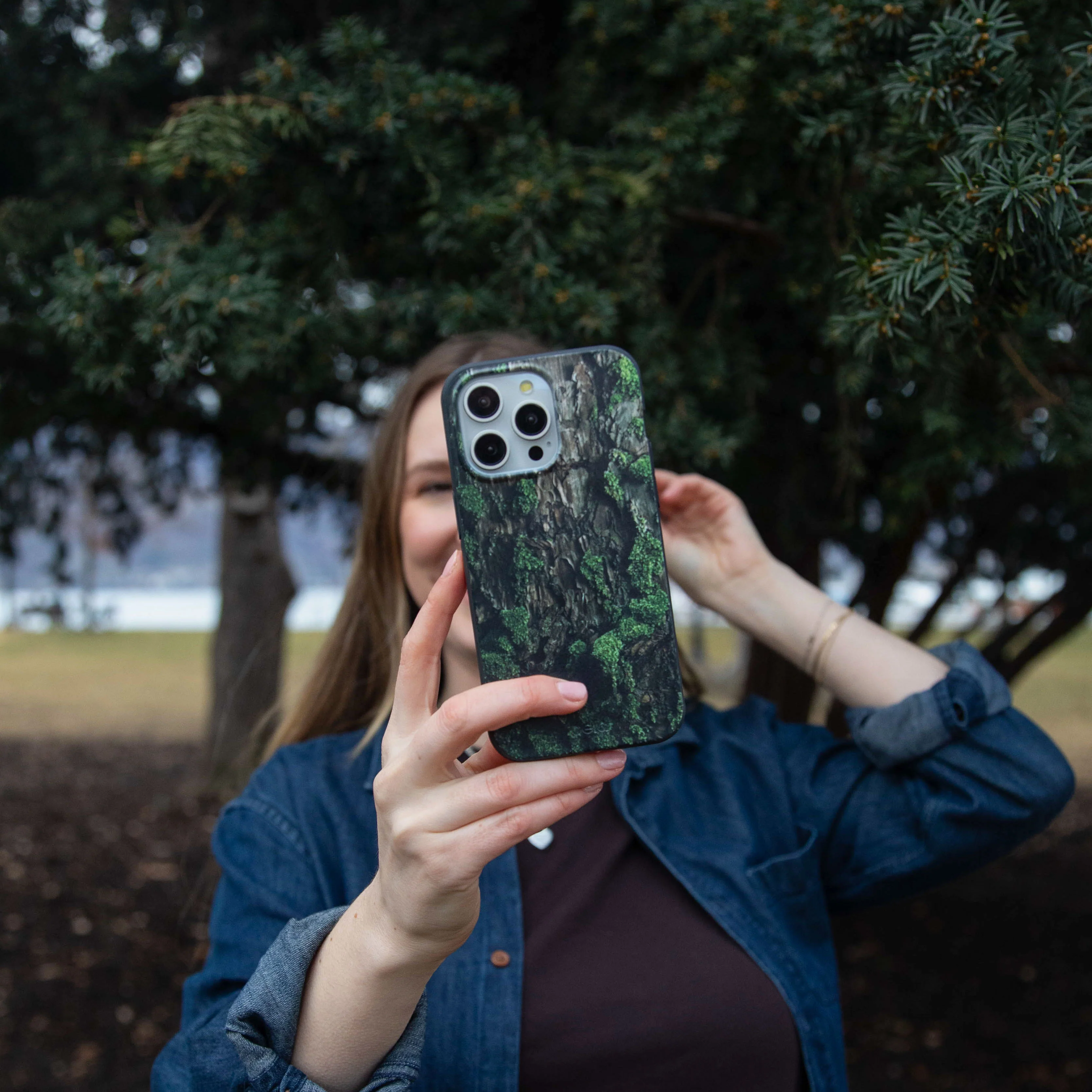 Black Tree Bark Samsung Galaxy S23+(Plus) Case - Image 2