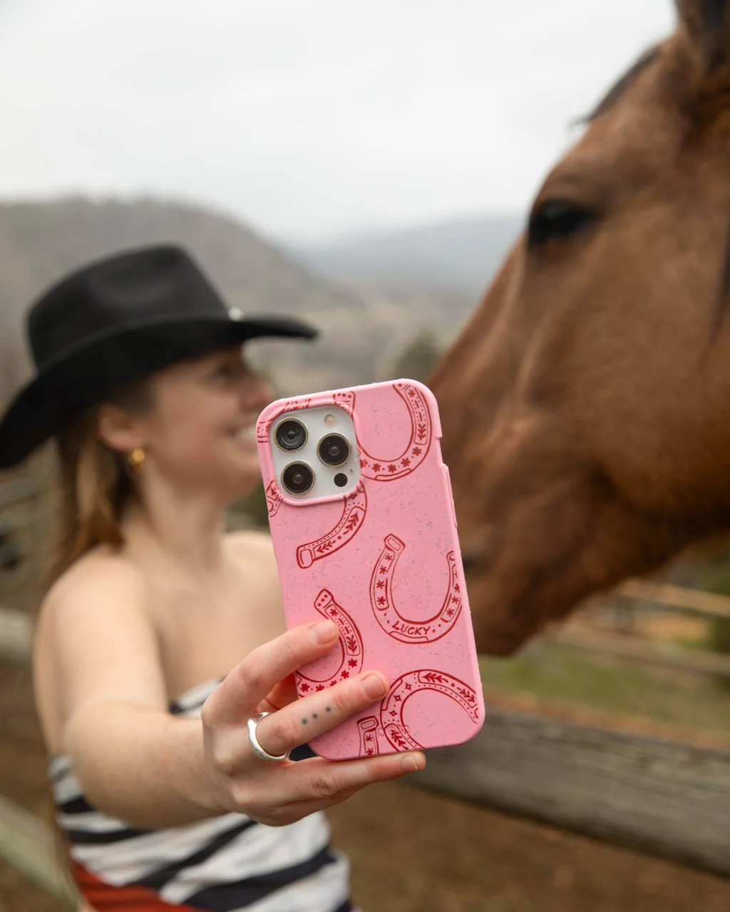 Bubblegum Pink Lucky Horseshoe iPhone 11 Case - Image 2