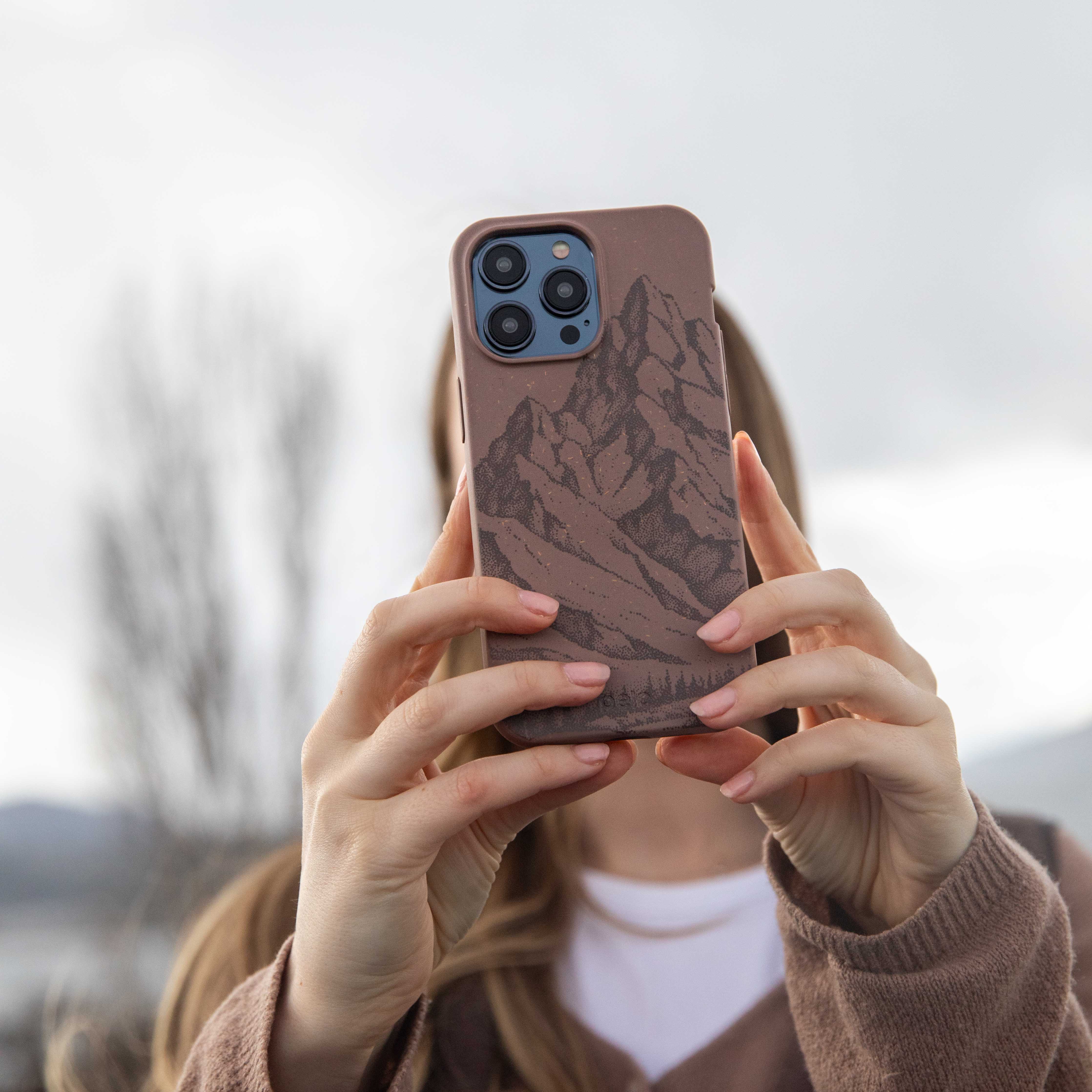 Chocolate Brown Silent Summit iPhone 11 Pro Case - Image 2