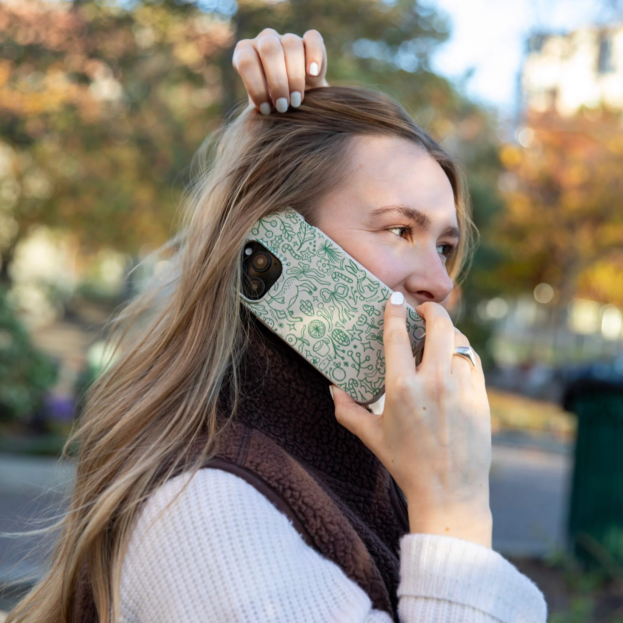 London Fog Cozy Woodland iPhone 14 Case - Image 7