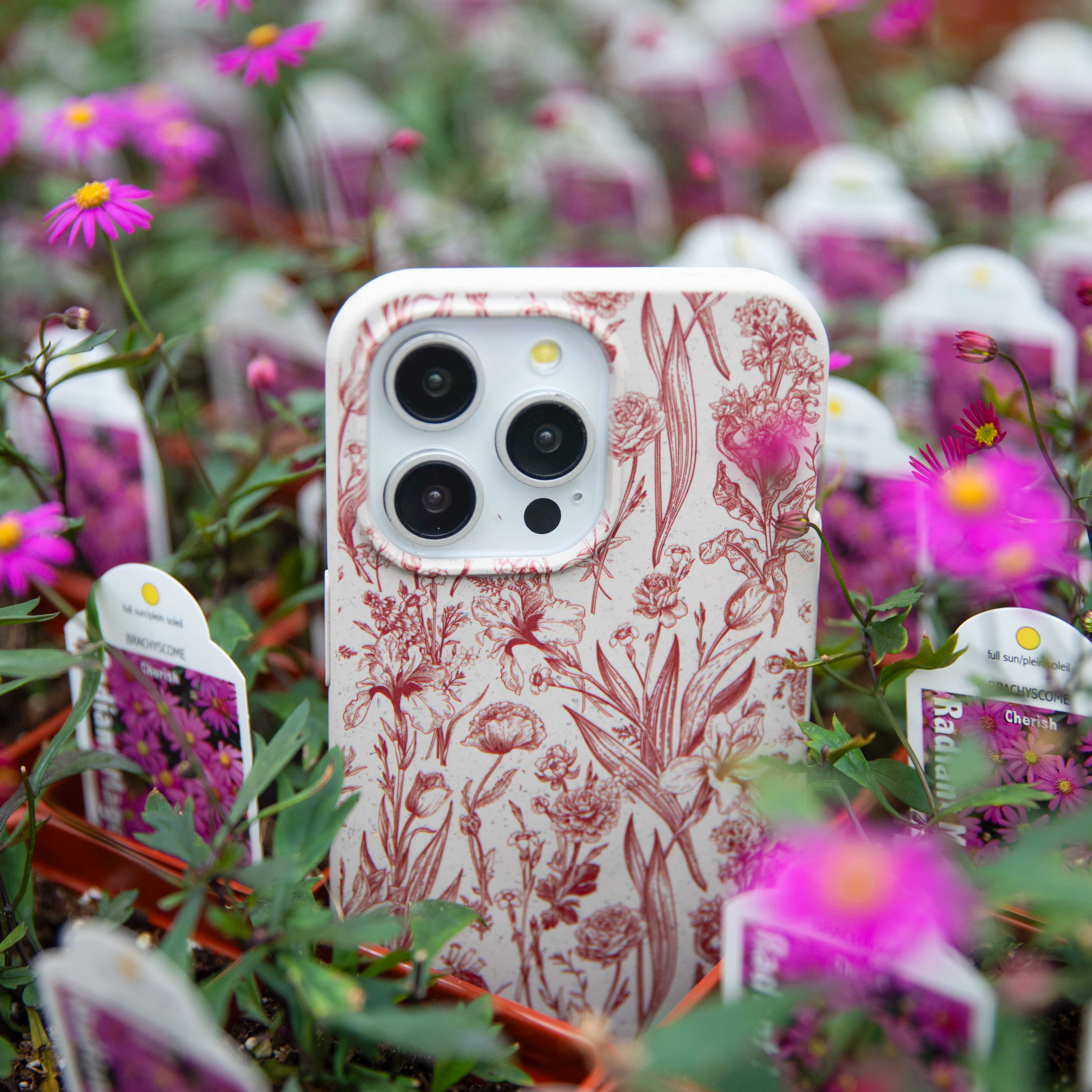 London Fog Crimson Bouquet Google Pixel 7a Case - Image 5