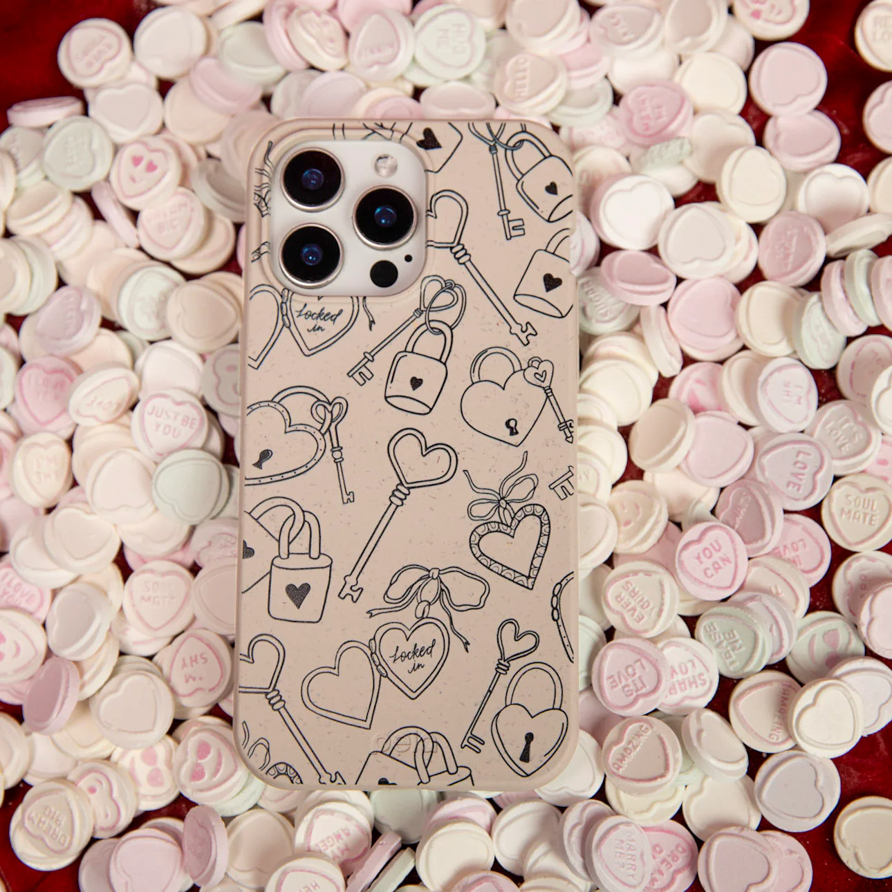 London Fog Locked In Love iPhone 14 Plus Case - Image 5