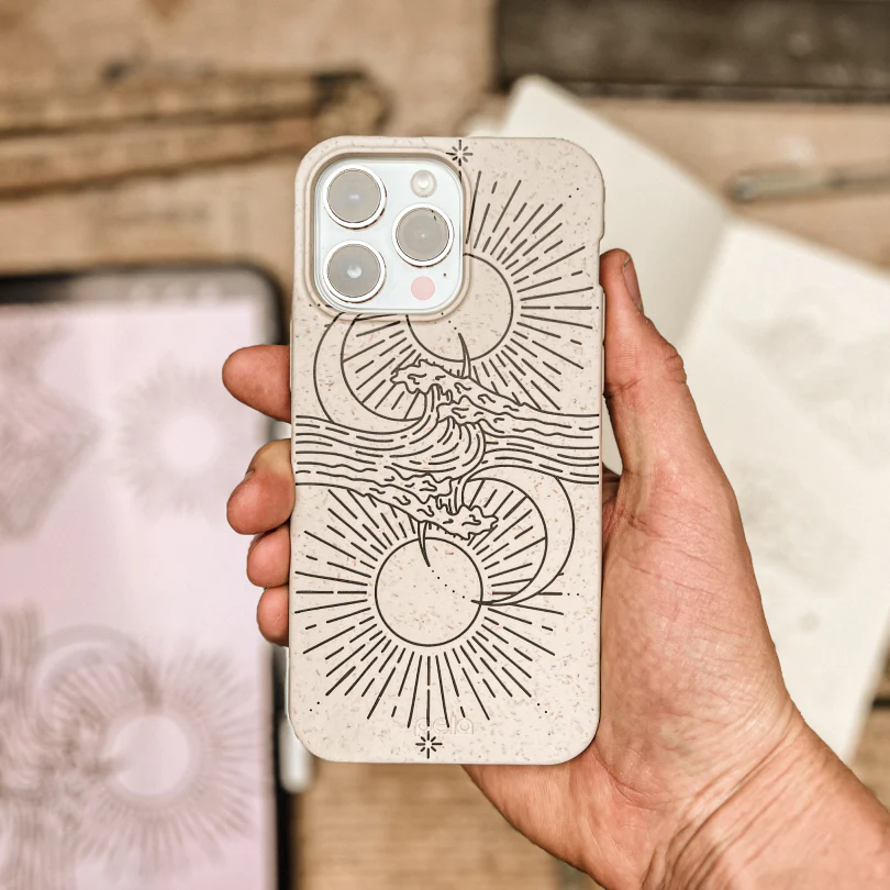 London Fog Moonwash iPhone 14 Pro Case - Image 5