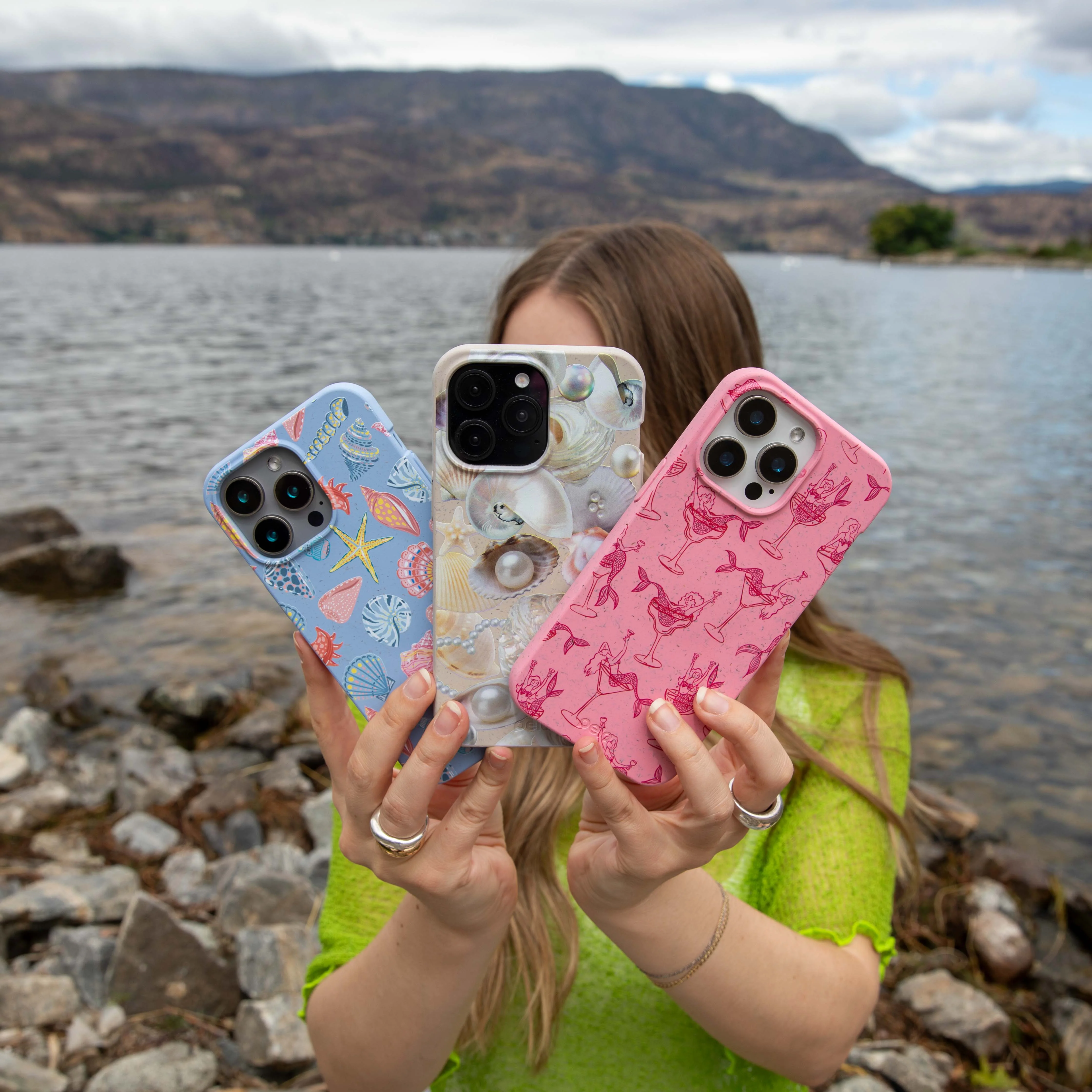 Powder Blue Mermaid Finds Samsung Galaxy S23 Case - Image 5