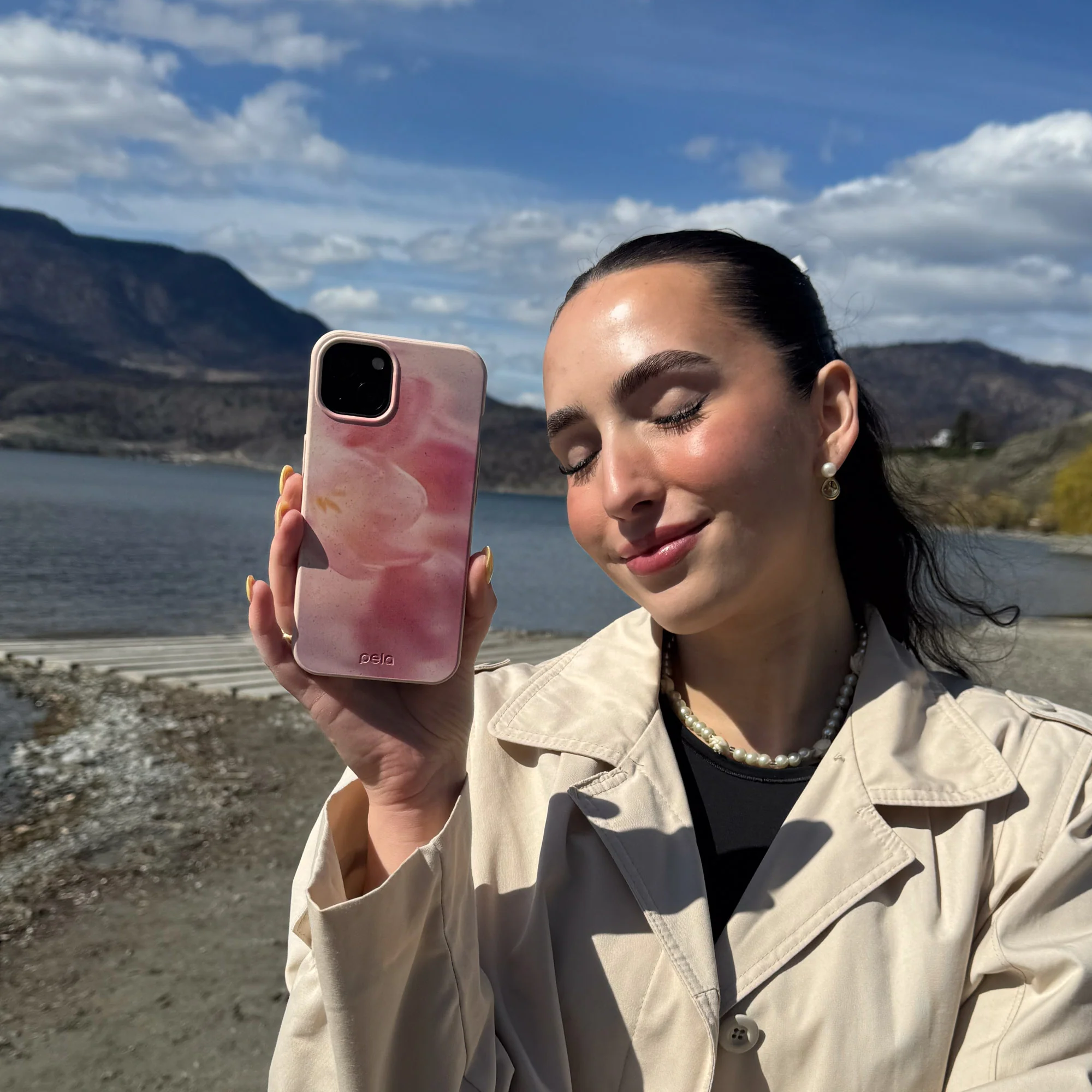 Seashell Radiate iPhone 14 Plus Case - Image 6