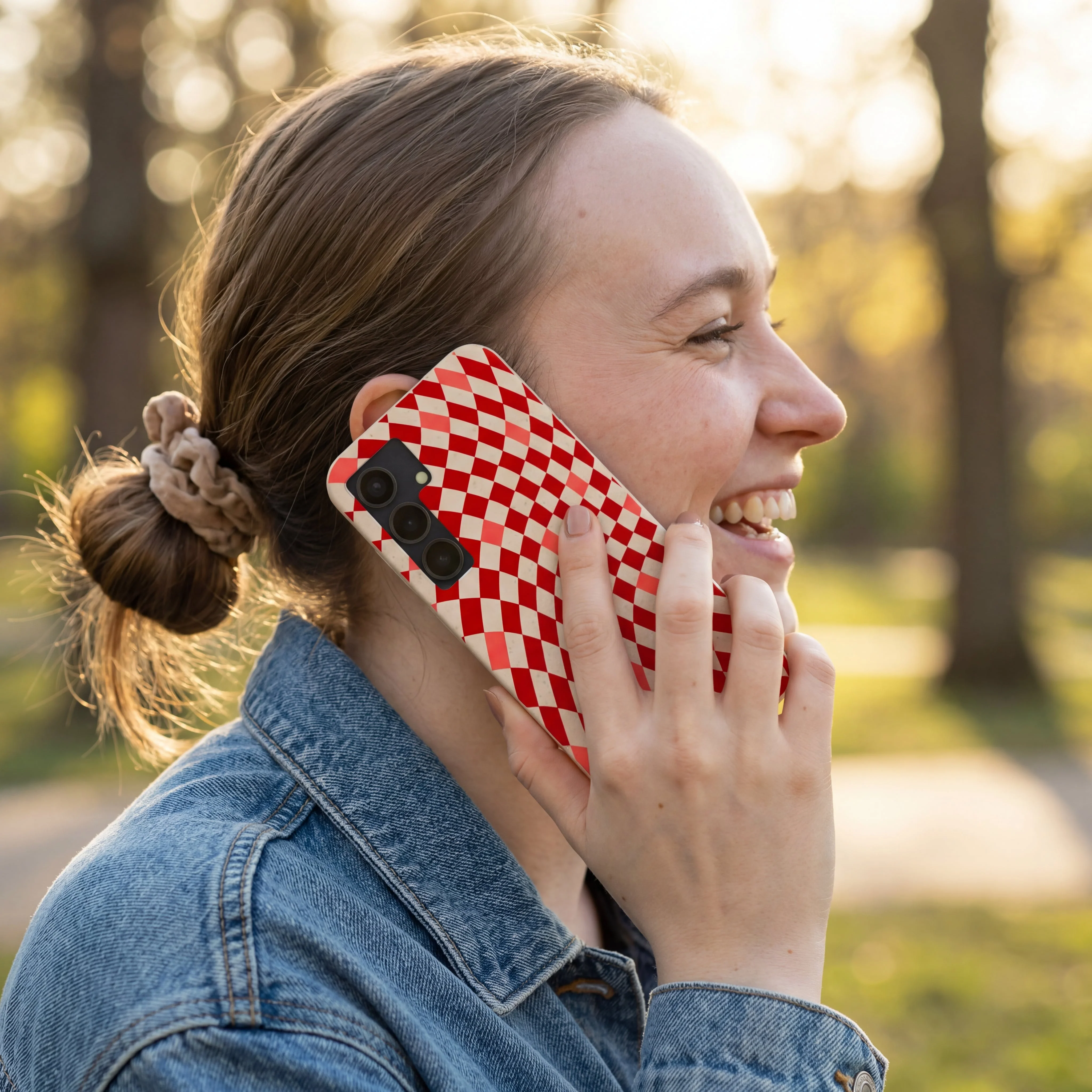 Seashell Red Checks Samsung Galaxy S24+(Plus) Case - Image 2